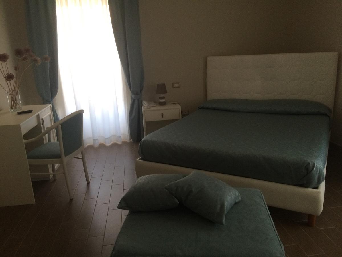 Hotel Sant'Anna Floresta Esterno foto